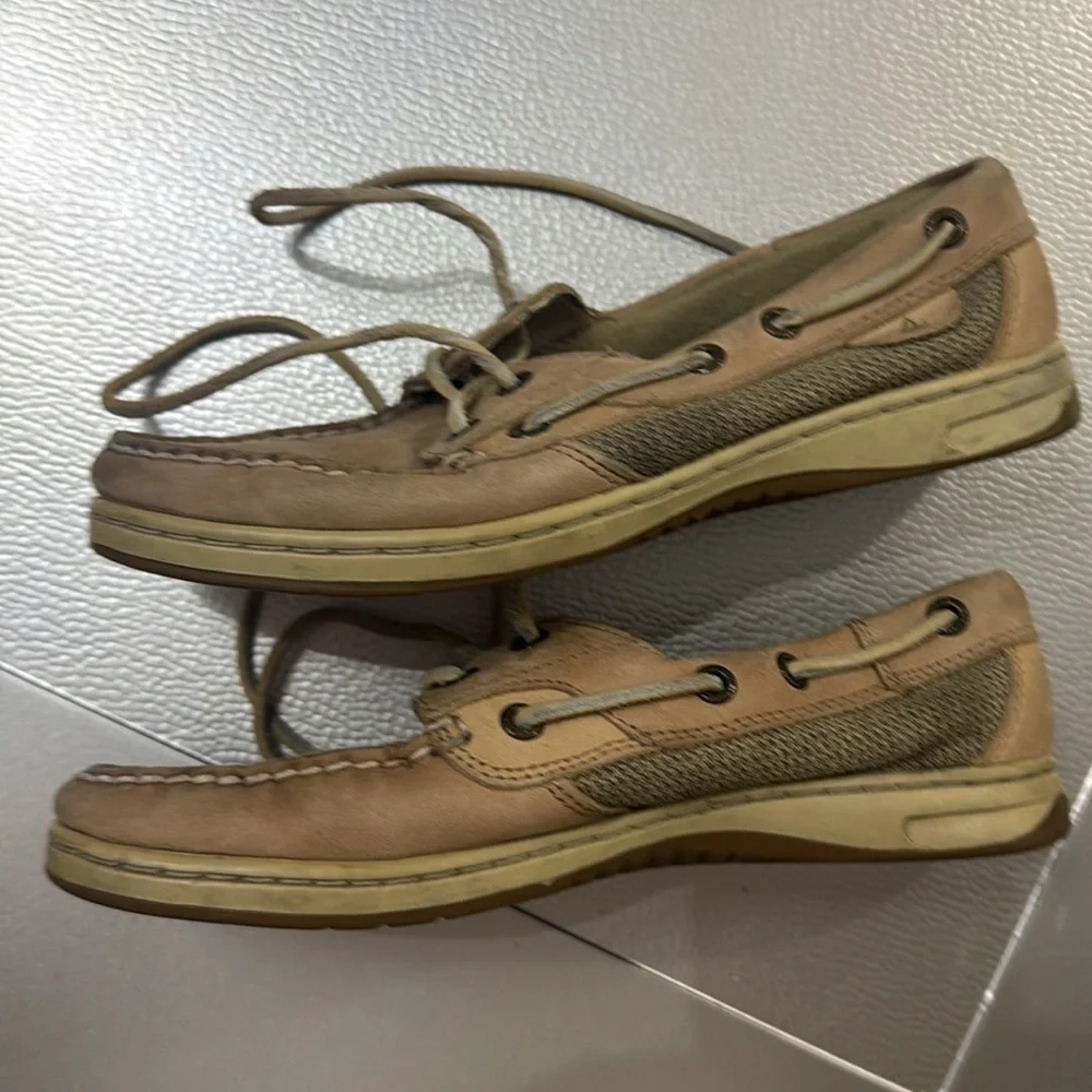 Sperry Women’s Tan Bluefish Boat Shoe.  Sz 6.5